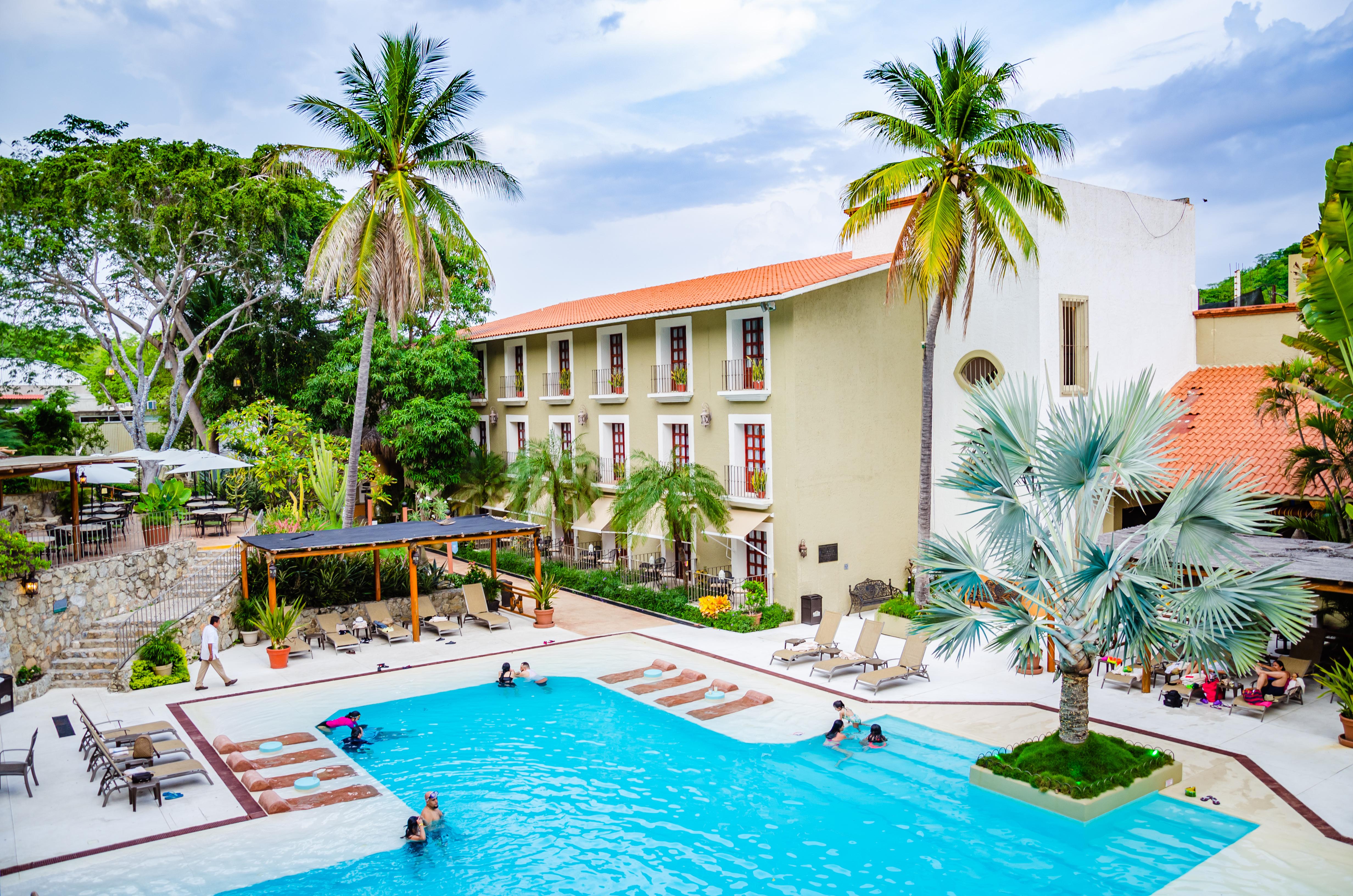 Binniguenda Huatulco & Beach Club Exterior photo